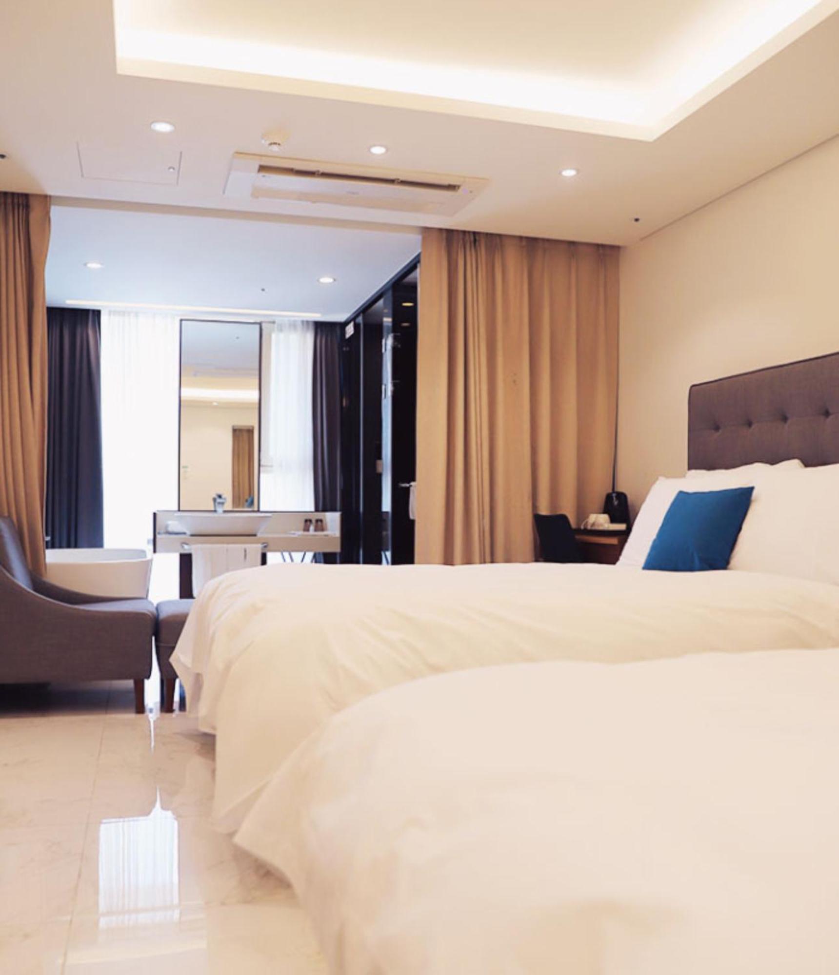 Sweet May Seogwipo Hotel Esterno foto